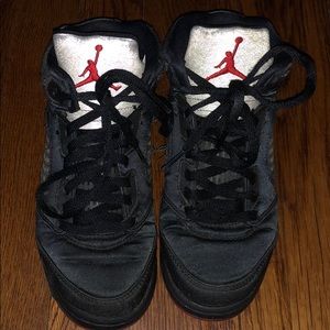 Jordan 5s. Satin black with red size 1- Sold as is